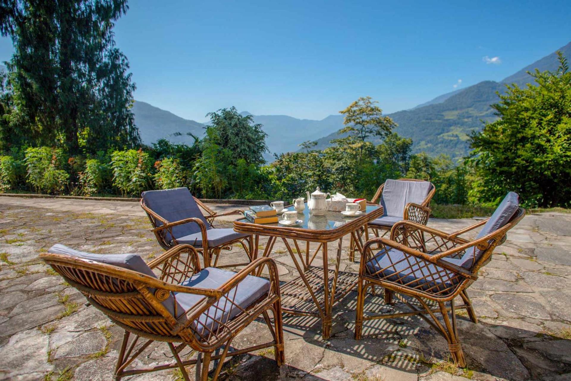 La Ipsing Farm By Stayvista - 3 Bhk Villa With Balcony, Mountain View, Indoor Games, And Pet Friendly Samdong Eksteriør billede