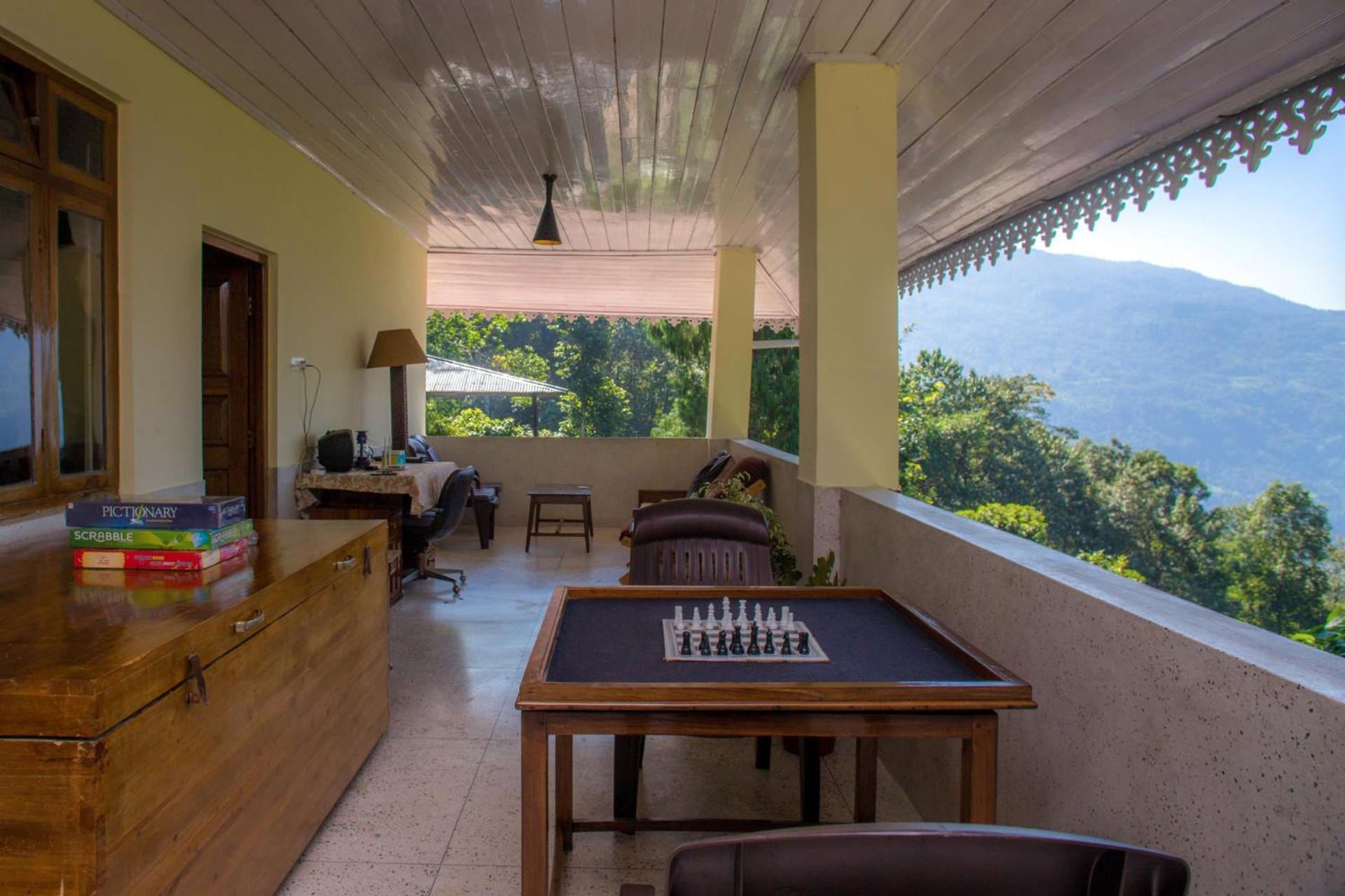 La Ipsing Farm By Stayvista - 3 Bhk Villa With Balcony, Mountain View, Indoor Games, And Pet Friendly Samdong Eksteriør billede